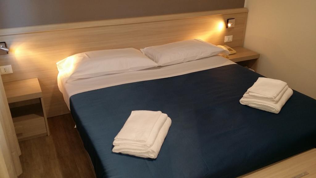 Flying Hotel
