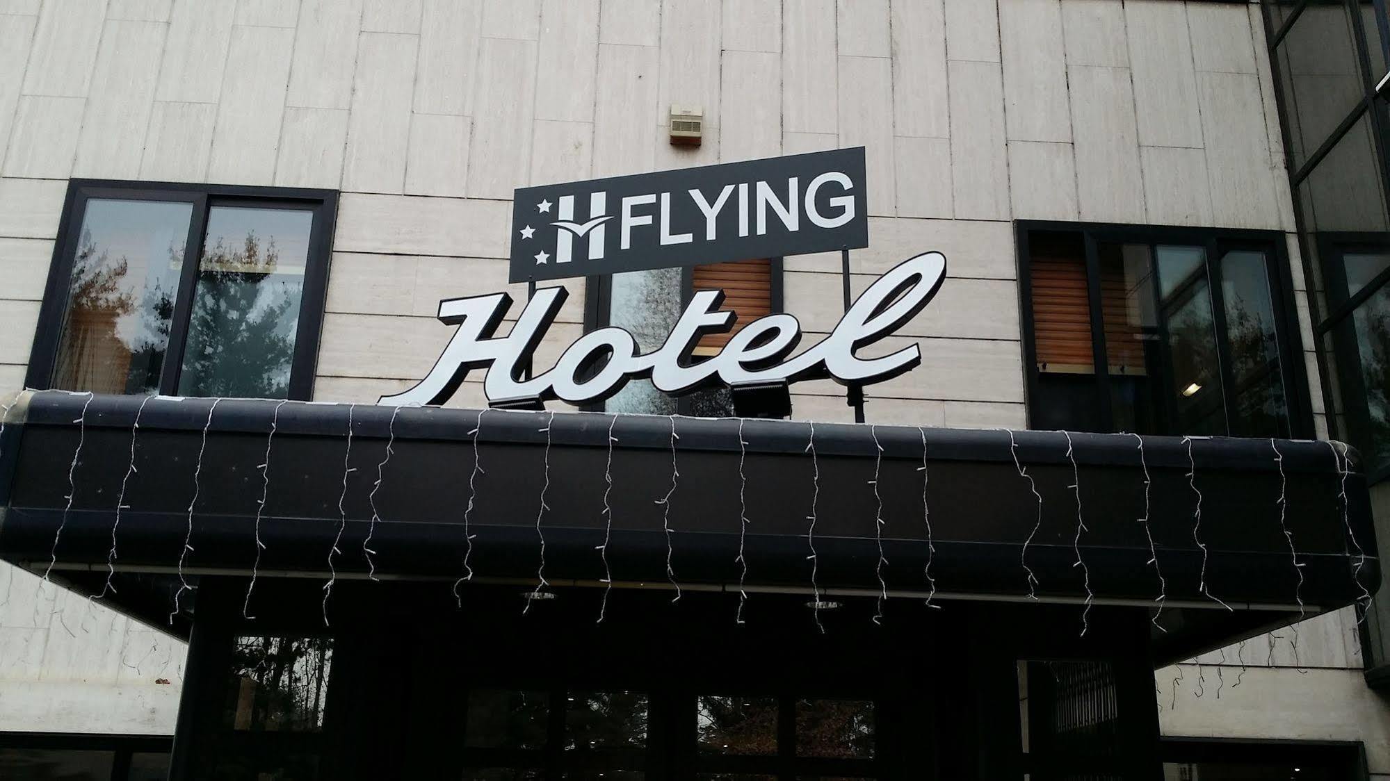 Flying 3*