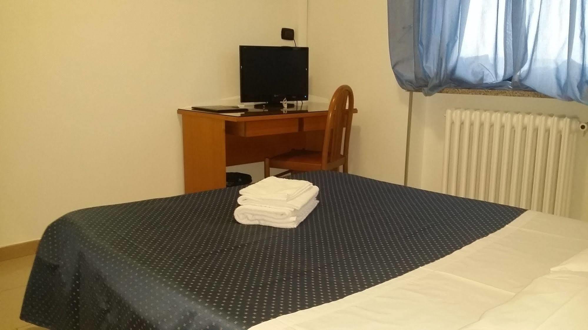 Flying Hotel