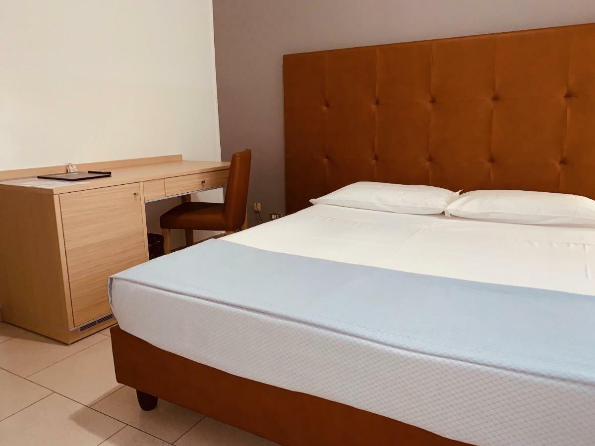 Hotel Flying 3*